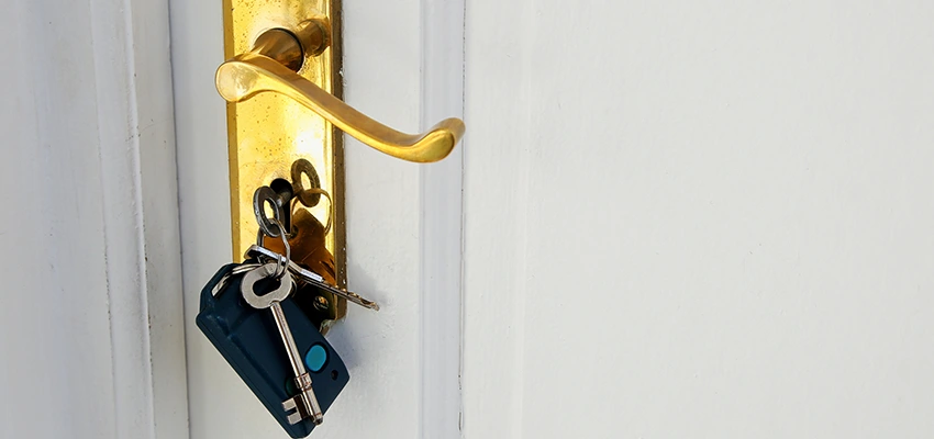 Broken Door Key Extraction in Spring Valley Lake, CA